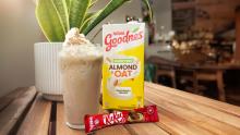 KitKat® with Kurma Drink